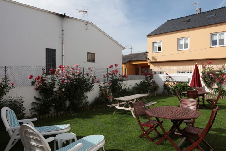 http://gusuguito.com/wp-content/uploads/2019/09/albergue-portosantiago-42.jpg