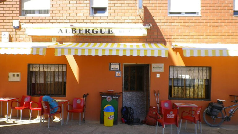 albergue de peregrinos la torre arcahueja2 768x432