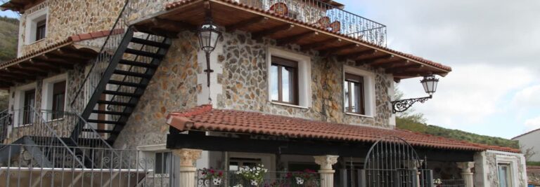 via minera 768x267