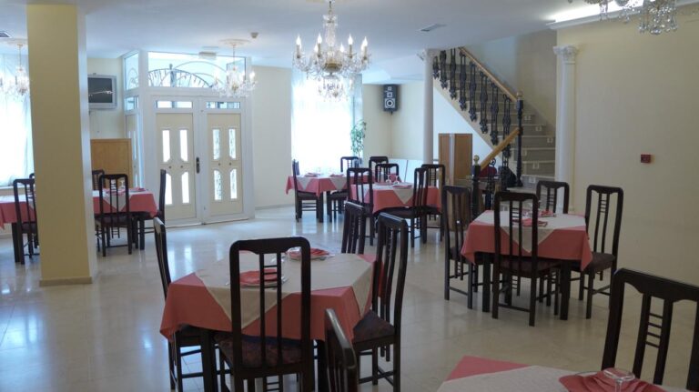 Hotel Larry 768x431