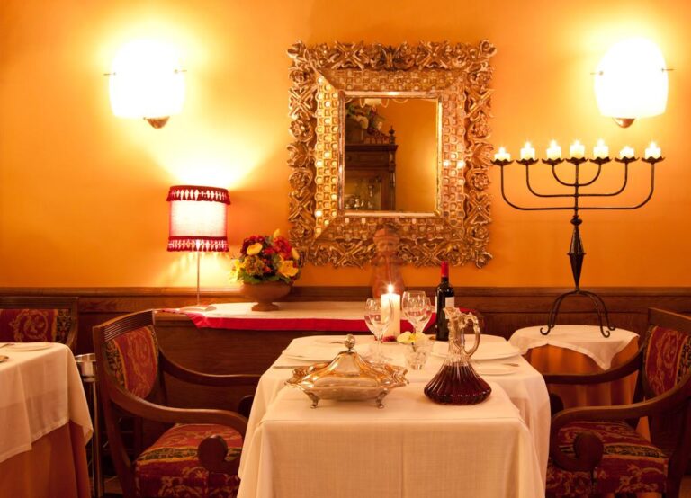 http://gusuguito.com/wp-content/uploads/2020/01/Hotel-Restaurante-Casa-Zanito7.jpg