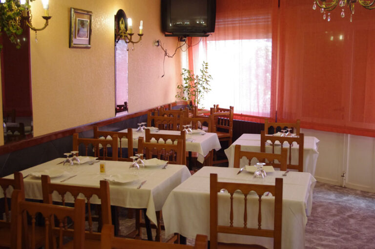 http://gusuguito.com/wp-content/uploads/2020/01/Restaurante-Roimil2.jpg