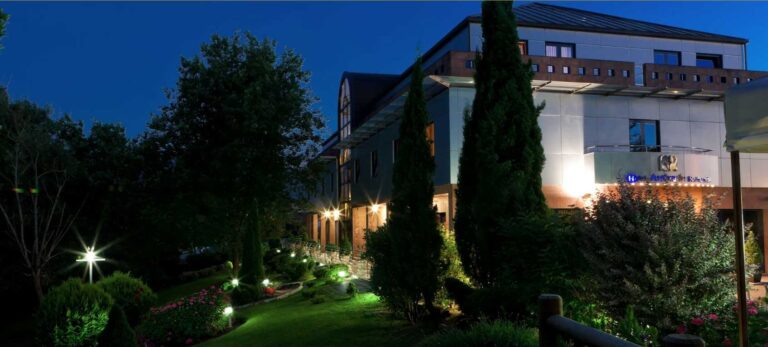 hotel aretxarte 3 web 768x347