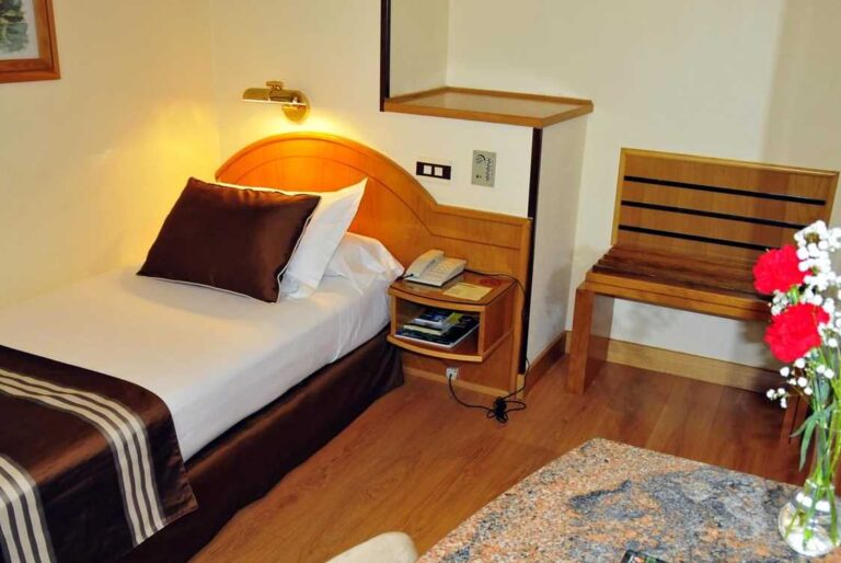 2020 05 12 1835 web 768x514