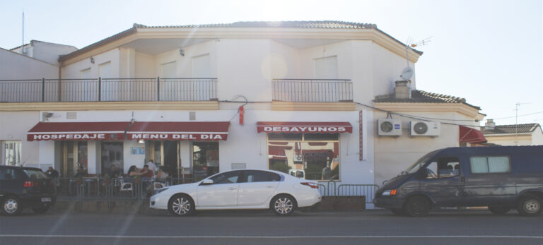 fachada restaurante 768x347