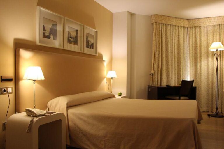 hotel bouza 158089159614 768x512